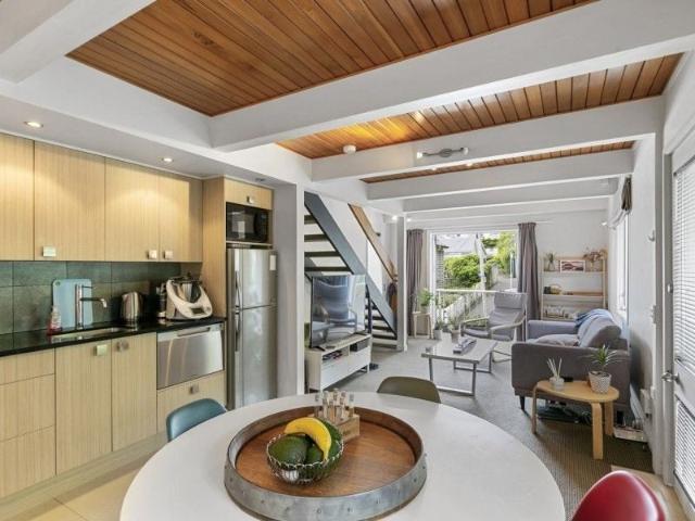 thorndon, 2 bedrooms