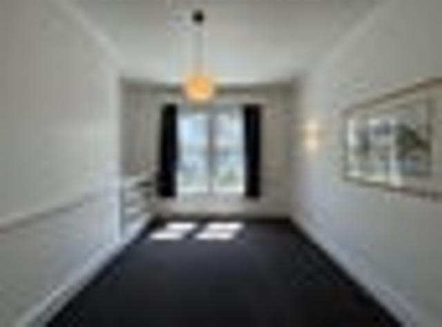 Thorndon, 2 bedrooms, $595 pw