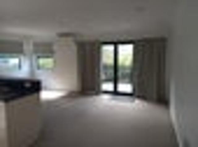 Thorndon, 2 bedrooms, $620 pw
