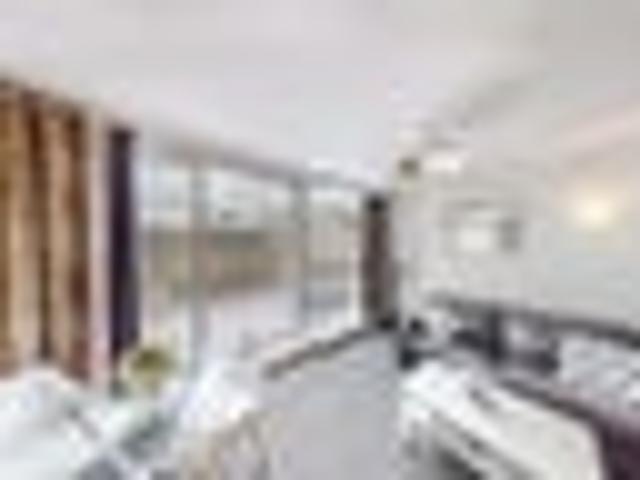 Thorndon, 2 bedrooms, $620 pw