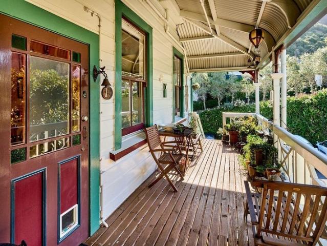 thorndon, 2 bedrooms