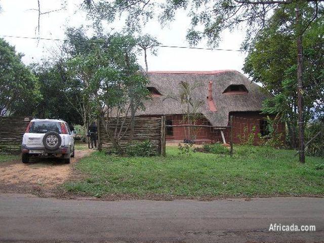 Thatched home with beautiful stunning views including the sea