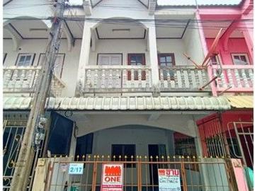 ทาวน์โฮม 2 ชั้น ซอย กอบสุข ห่างจาก 7 Eleven สาขา หมู่บ้านเมืองทอง 200 เมตร พิกัด ต.ในเมือง อ.เมือง จ.นครศรีธรรมราช