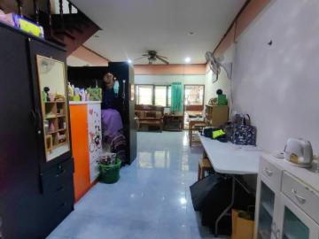 ทาวน์เฮาส์ ทำเลทอง เข้าออกได้ทั้งเกษตรนวมินทร์ และรามอินทรา เสนานิเวศน์โครงการ2 | Livinginsider