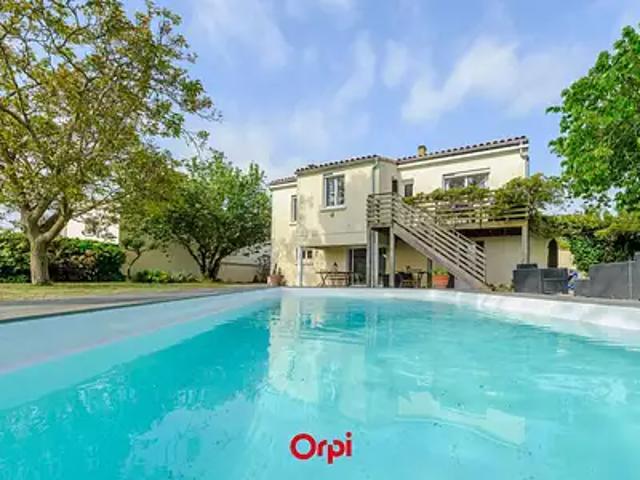 Thairé 17290 Achat / Vente maison 6 pièces t6 piscine jardin