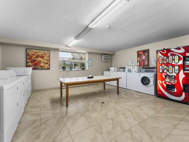 Thames Park Tower Apartments 1 Bedroom Apartment for Rent at 150 Mary St, Chatham Kent, ON N7L 4V2 Chatham