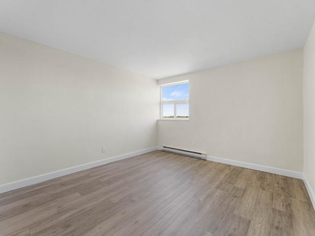 Thames Park Tower Apartments 2 Bedroom Apartment for Rent at 150 Mary St, Chatham Kent, ON N7L 4V2 Chatham