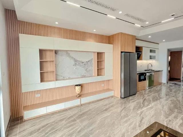Thang máy, ô tô, 60m2, Đường Tư Đình, Long Biên, nhỉnh 17 tỷ