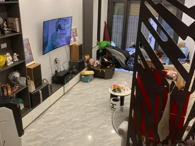 Thanh Xuân, Nhà đẹp dân xây, cách ô tô 5m, mặt phố 10m, 36m x 5T, nhà đẹp ở ngay
