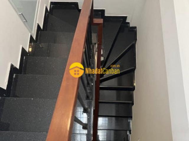 Thanh nhàn full nội thất, ngõ thông thoáng, dt 3245m giá 6.88 tỷ sđ nở hậu
