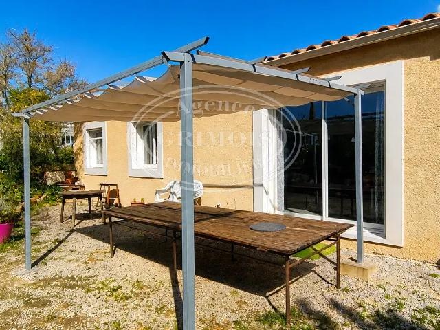 THEZAN DES CORBIERES Maison de plain pied de 94 m² / TERRAIN de