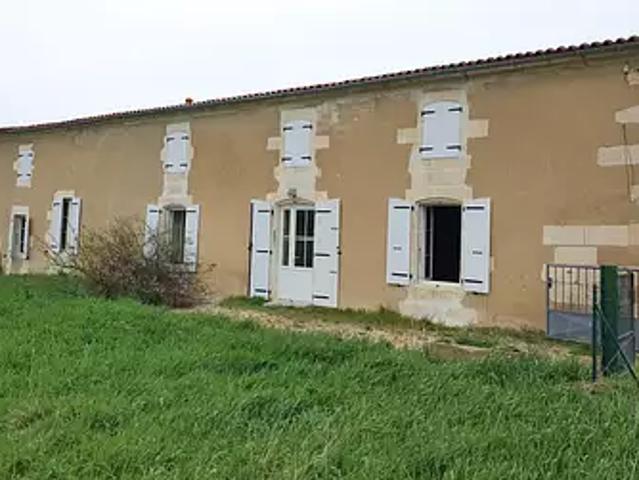Thézac 17600 Location maison 3 pièces t3