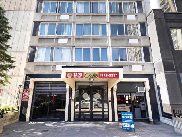 The 1350 Dufort Apartments Junior 1 Bedroom available at 1350 Du Fort street, Montreal [object Promise] for Rent