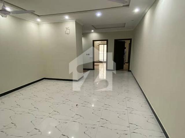 The 2 Bedrooms Unfurnished Apartment Available For Rent In E 11 4 Near To Main Margalla Road