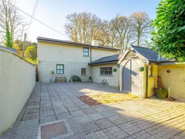 The Coach House, Dunkettle, Glanmire, Co. Cork, T45RW20 is for.