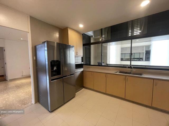The Colonnade D10, Condominium