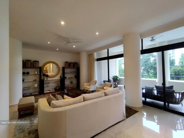 The Colonnade D10, Condominium