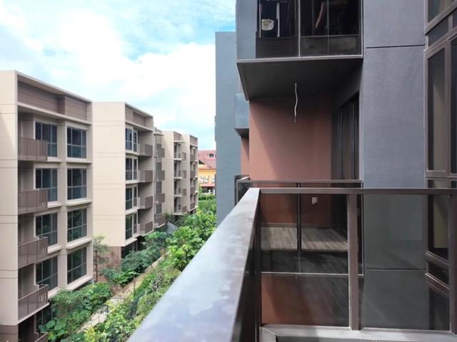The Commodore Condominium For Sale, $1,620,000, 3 Bed 2 Bath 969 sqft $1,672.00 psf