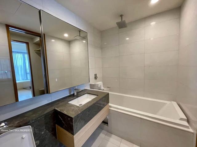 The Concourse D7, Condominium