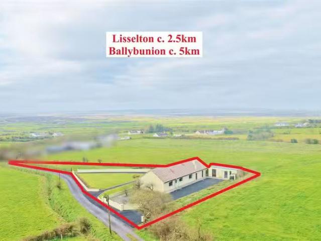 The Cooleen, Lacka East, Lisselton, Kerry, V31 PX76