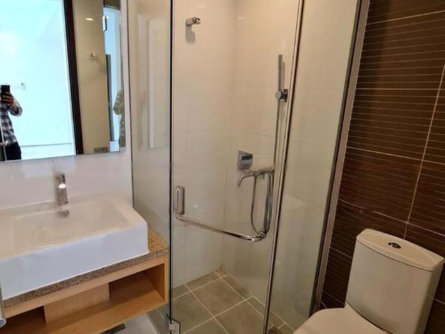 The Cathay Residence D9, Apartment