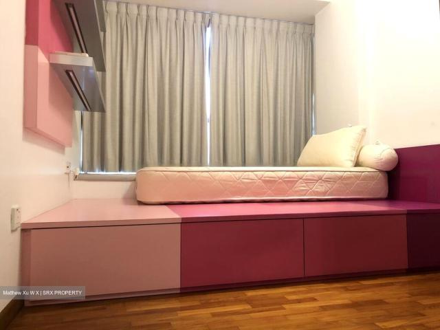 The Calrose D26, Condominium