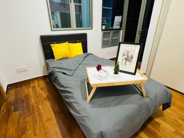 The Calypso Condominium For Sale, $2,300,000, 3 Bed 3 Bath 1,109 sqft $2,074.00 psf