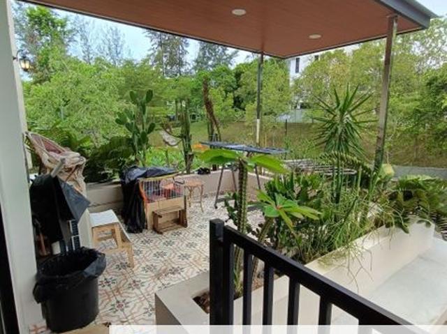 The Canal Garden South, Horizon Hills