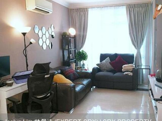 The Capri D10, Apartment