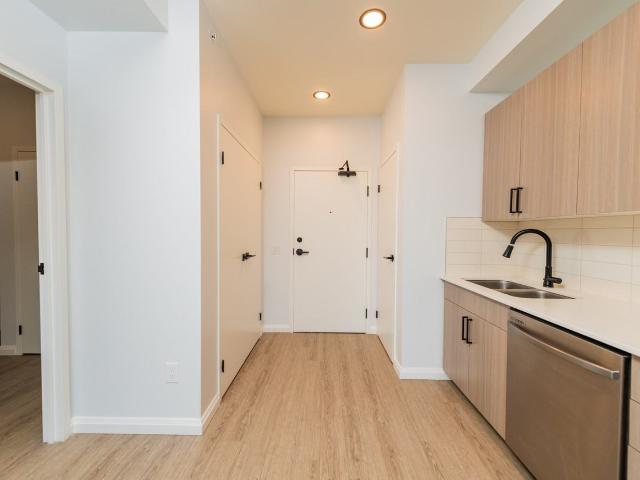 The Carmine 1 Bedroom Apartment for Rent at 528 Lancaster St W, Kitchener, ON N2K 0H7 Bridgeport