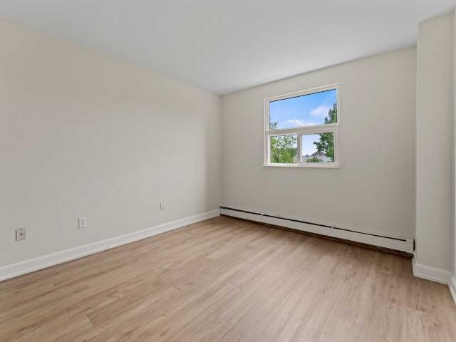 The Cedarview Apartments 2 Bedroom Apartment for Rent at 149 Henry St, Brantford, ON N3S 7K7