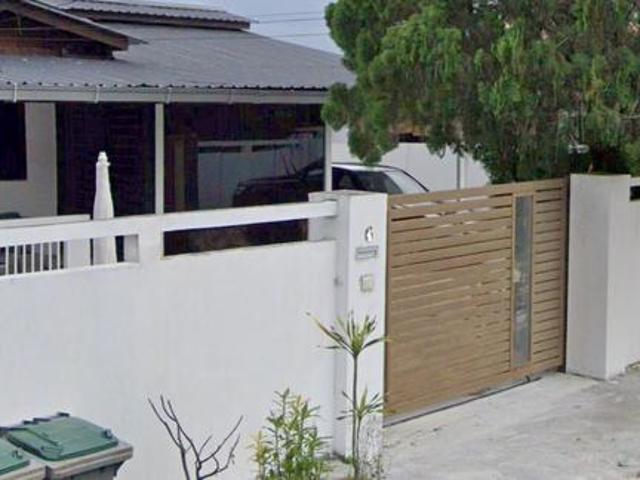 The Cheapest Tampoi JB 1 Storey Bungalow Big Land Original Reno