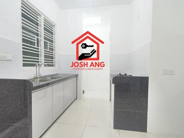 The Clovers Bayan Lepas 778sf Basic Unit Renovated 2 Carpark With Key
