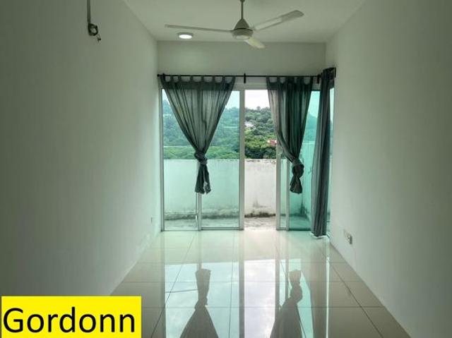 The Clovers Condo 752sf with balcony Bayan Lepas
