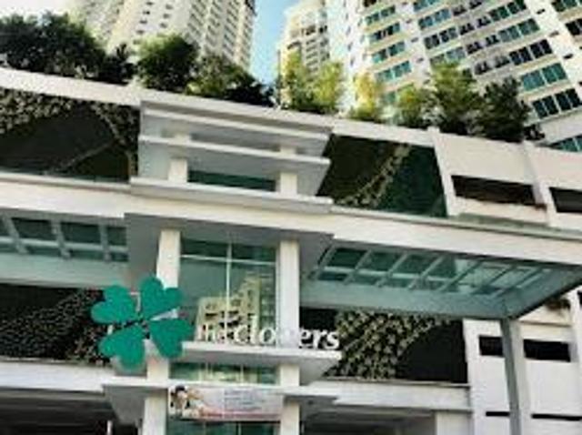 The Clovers Condo Renovated Fully Furnished 2Covered Carparks 728sf
