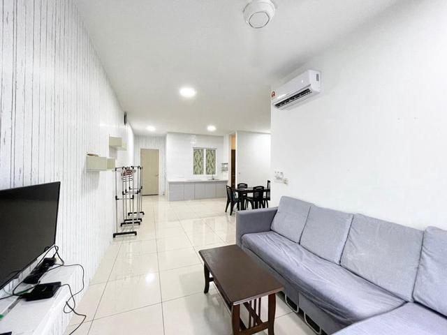 The Clovers Garden Unit Fully Reno Furnished