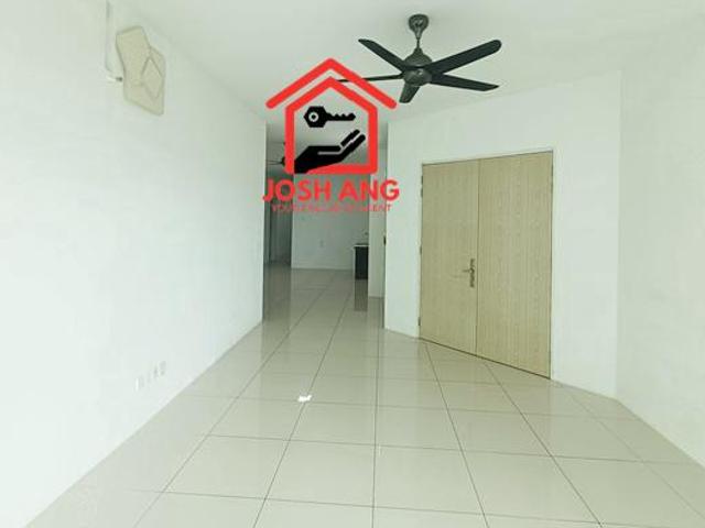 The Clovers in Sungai Ara 1598sf Basic Unit Private Lift 2 Car parks