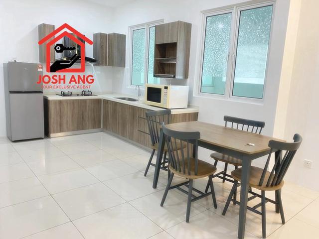 The Clovers in Sungai Ara 1598sf Fully Furnished Renovated 2 Carparks