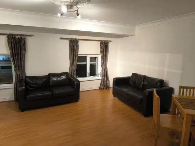 The Crescent, Marino, Dublin 3, Marino, Dublin 3 is for rent
