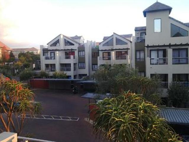the crest 1 bed loft apartment, 2n.
