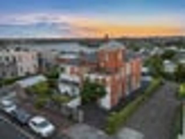 The Crown Jewel of St Stephens Avenue