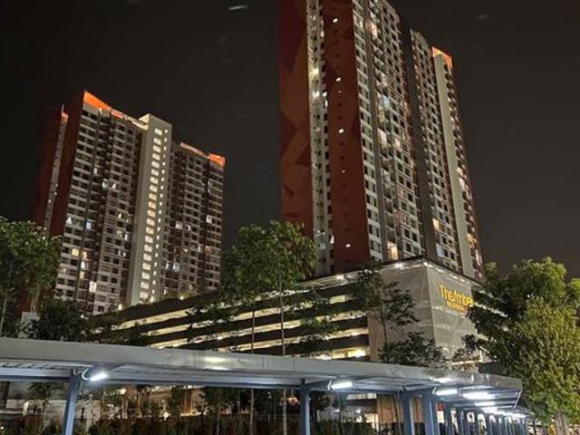 The Amber Residences Shah Alam Good Condition below market price