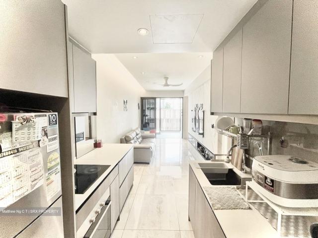 The Addition D13, Apartment