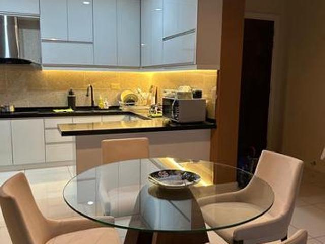 The Address 1431sqft Fully Furnish Reno 3 Car Parks