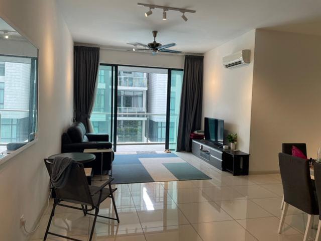 The Address 1450sqft Fully Furnish Reno 3 Car Parks