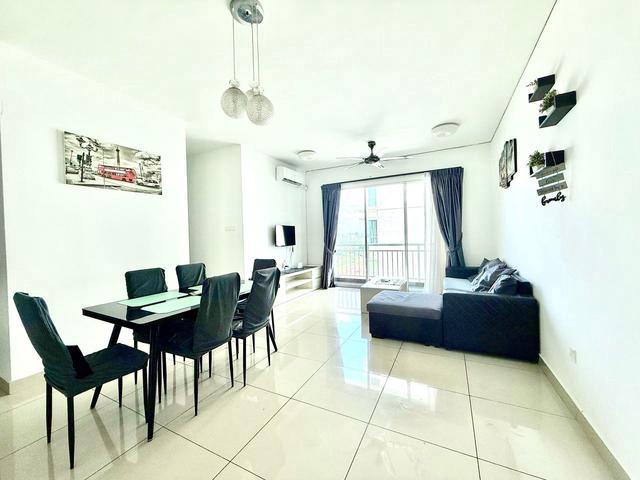 The Aliff Residence 31Bed 2Bath 2 Carpark Lot