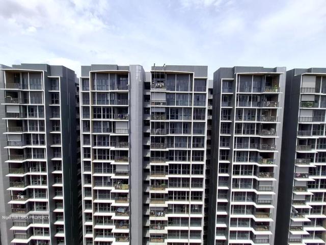 The Alps Residences D18, Condominium