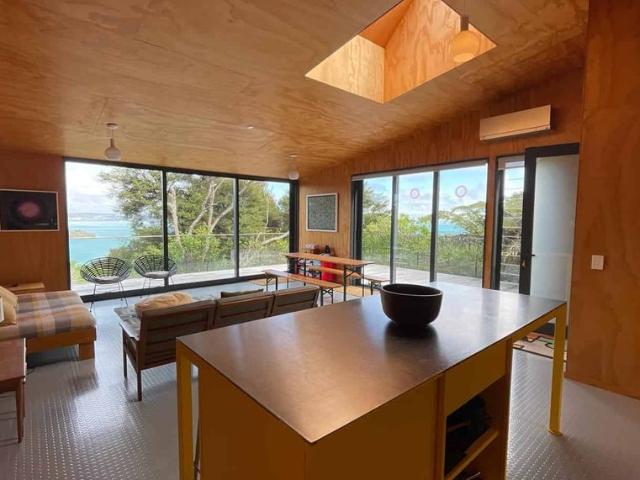 The Artist’s Lookout – Two Bedrooms + Studio