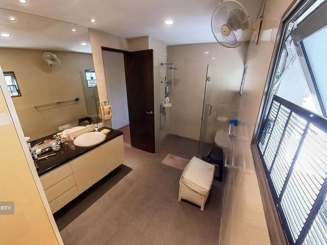 The Arcadia D11, Condominium