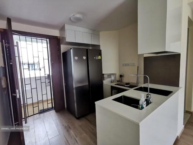 The Ariel D15, Apartment